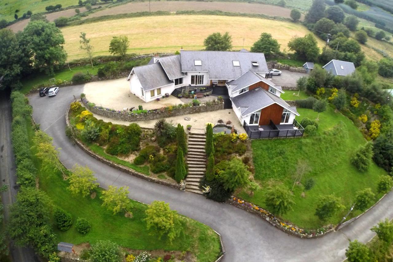 Wicklow Way Lodge ภายนอก รูปภาพ