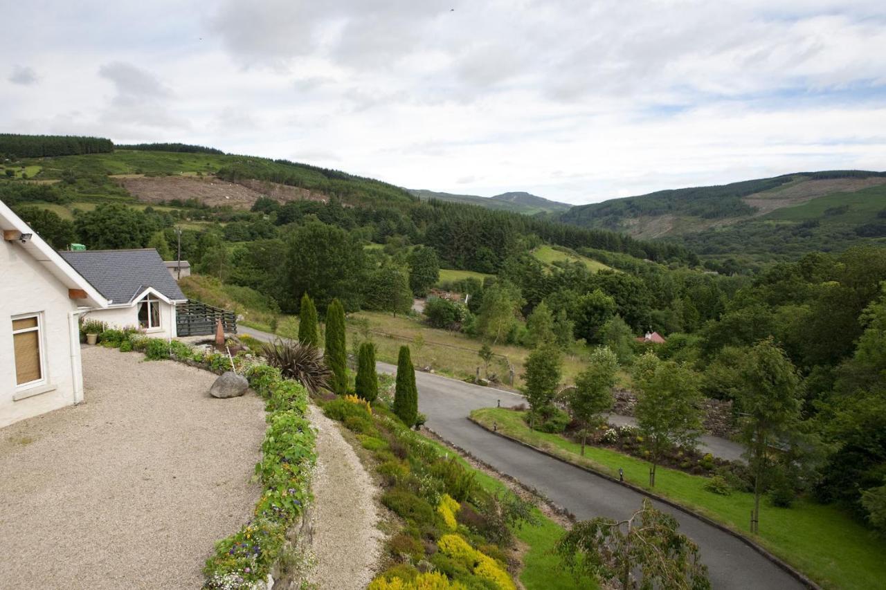 Wicklow Way Lodge ภายนอก รูปภาพ