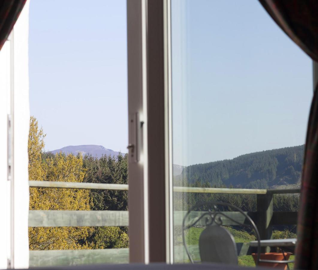 Wicklow Way Lodge ภายนอก รูปภาพ